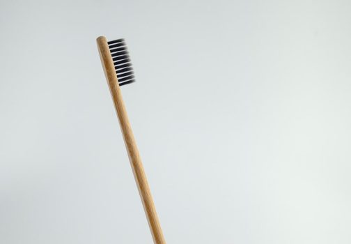 Offrir une brosse à dents gravée unique fabriquée en france